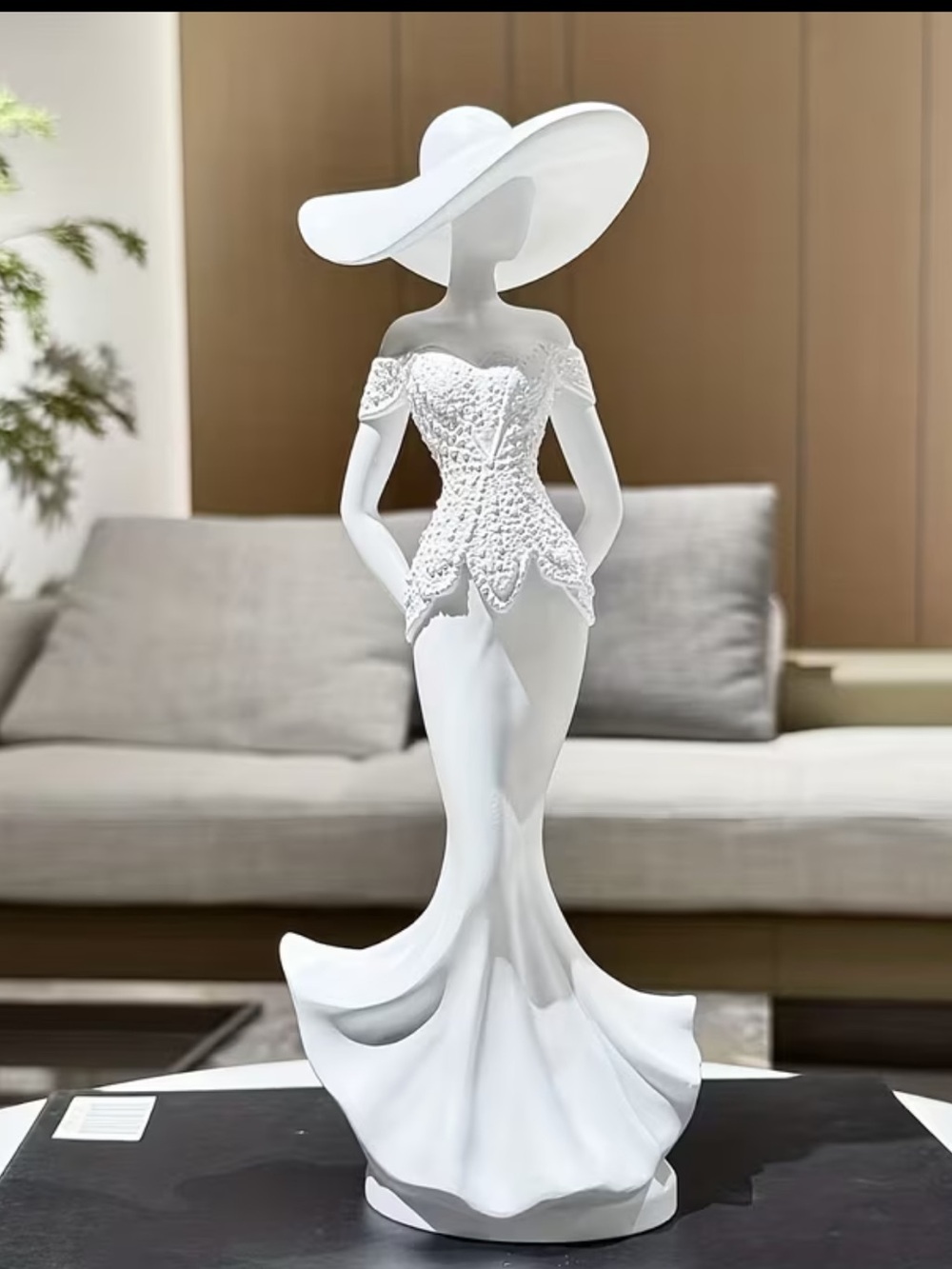 3D PRINTER Elegant White Lady Sculpture for Home Art Decor NEW